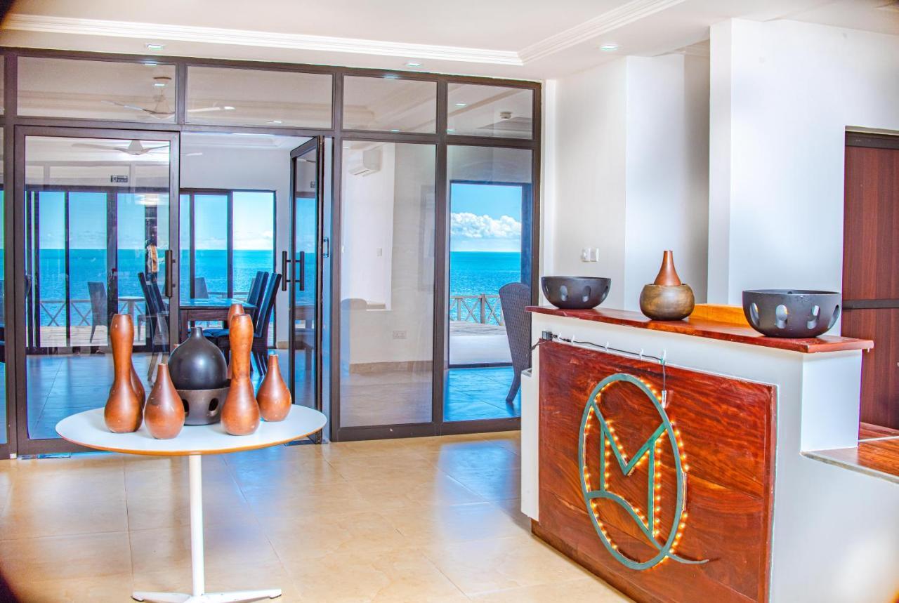 Majula Boutique Hotel Серекунда Экстерьер фото