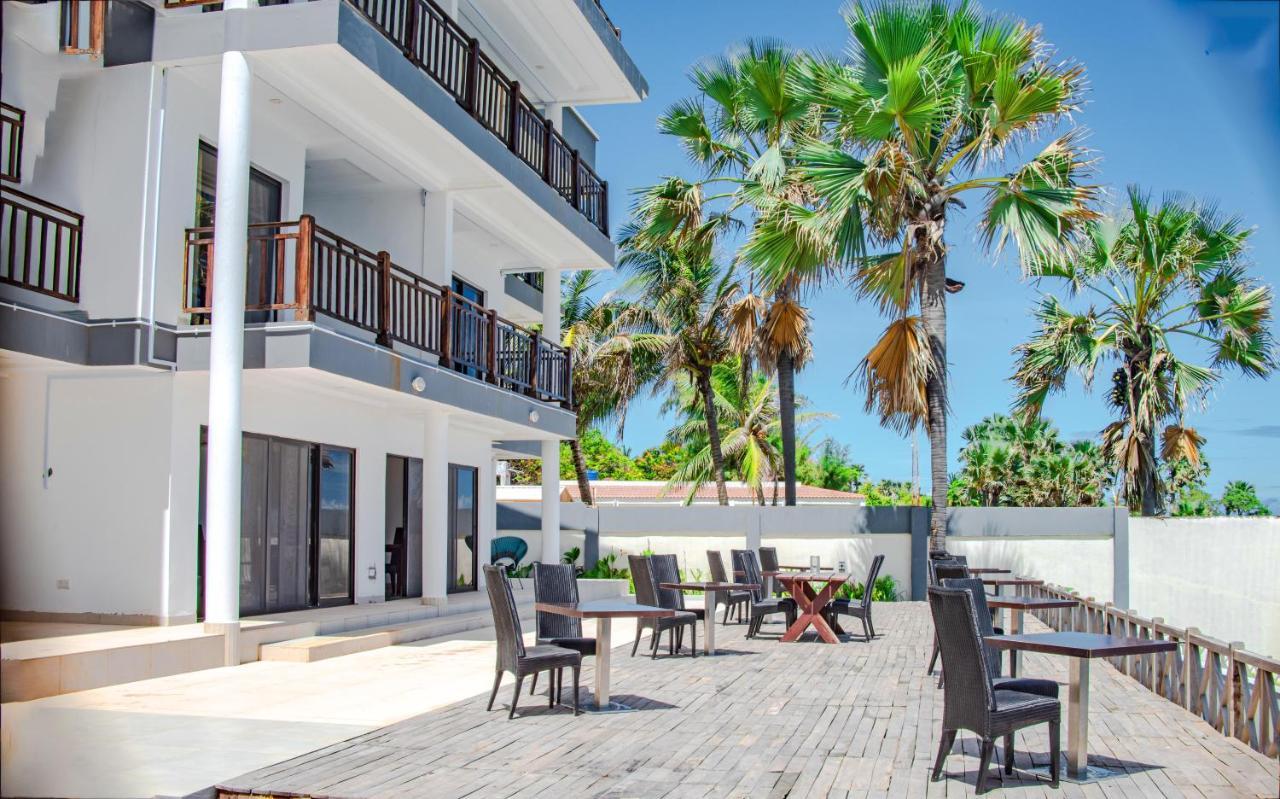 Majula Boutique Hotel Серекунда Экстерьер фото